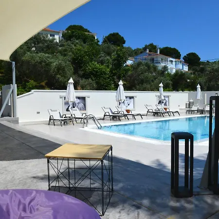 Marina Hotel