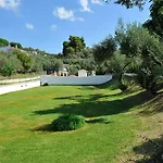 Marina 2*