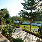 Marina Otel 2*