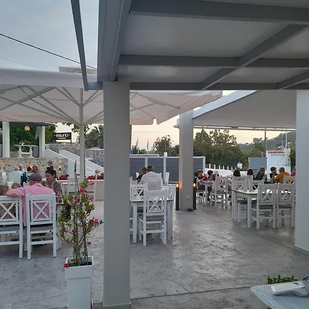 Otel Marina Kolios